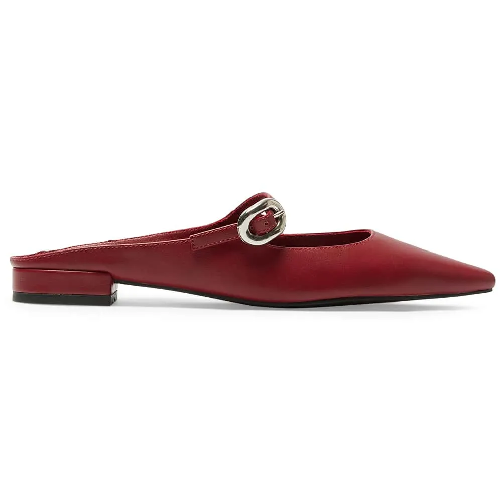Bacall Flat in Red Smooth