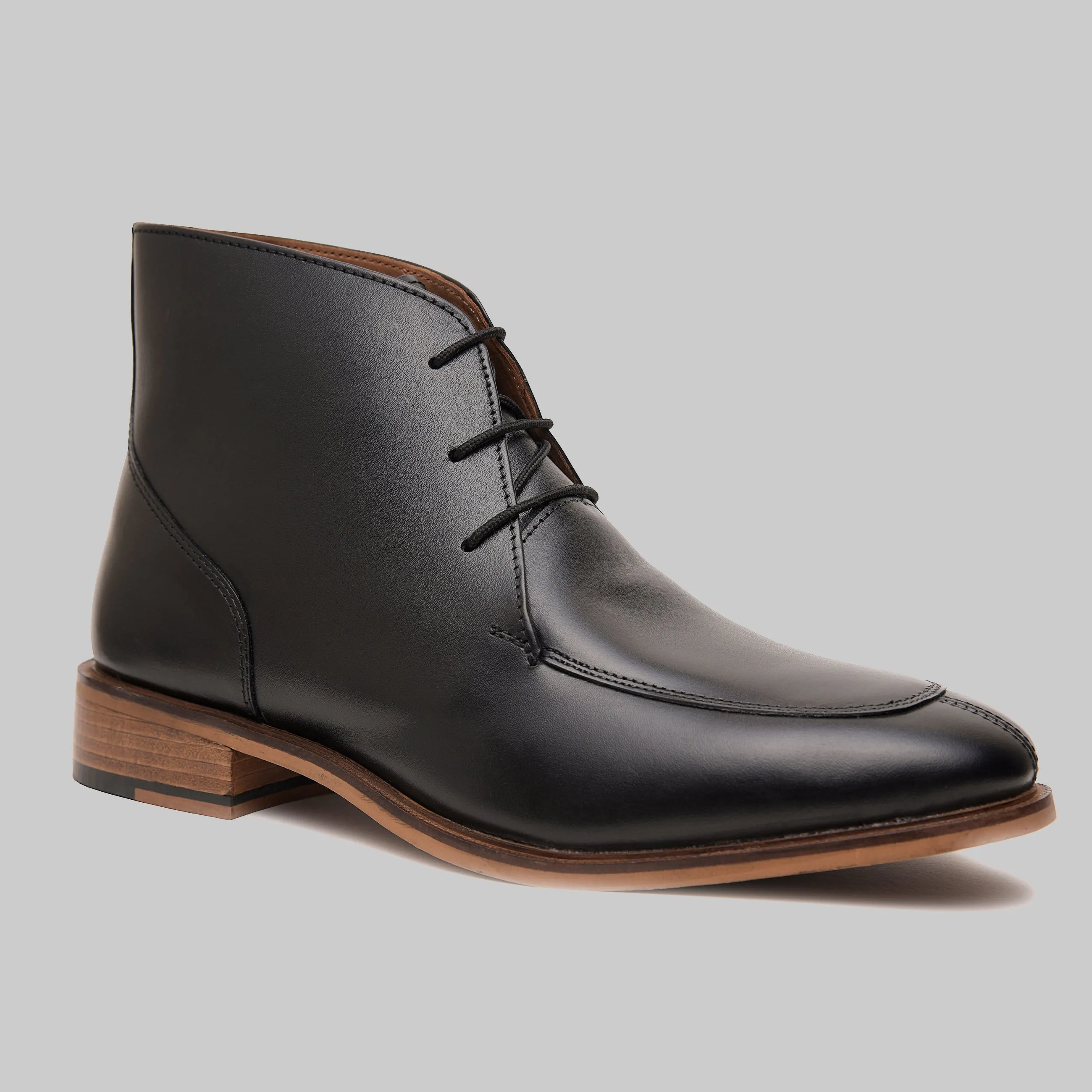 Ceil Apron Toe Dress Chukka Boots