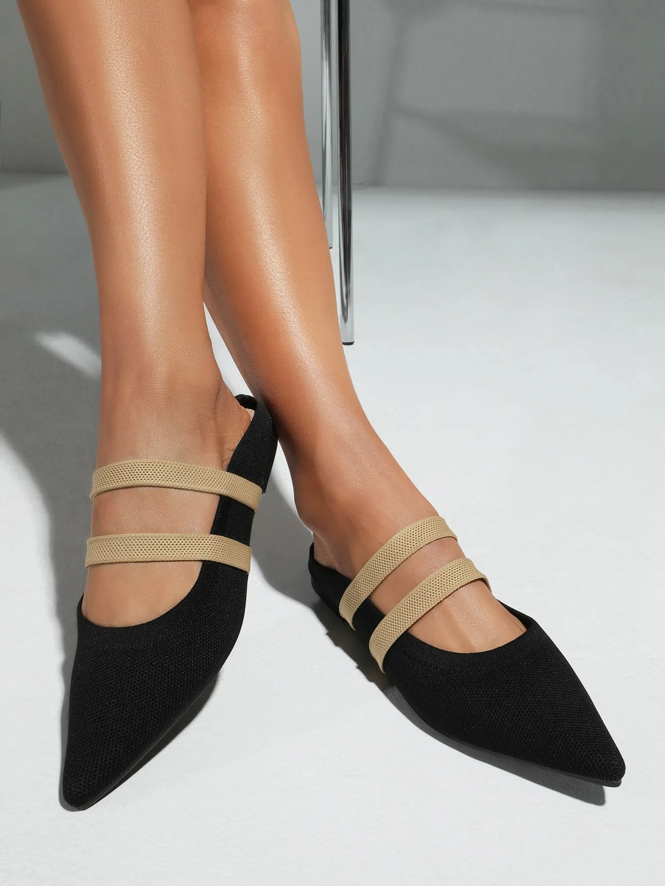 Cuccoo Minimalist Point Toe Flat Mules