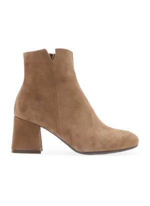 Nahla Tan Suede Boots