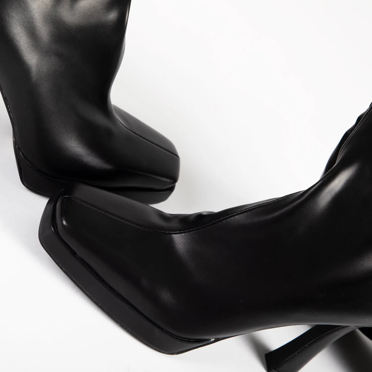 RAID Ozelia Long Boot in Black