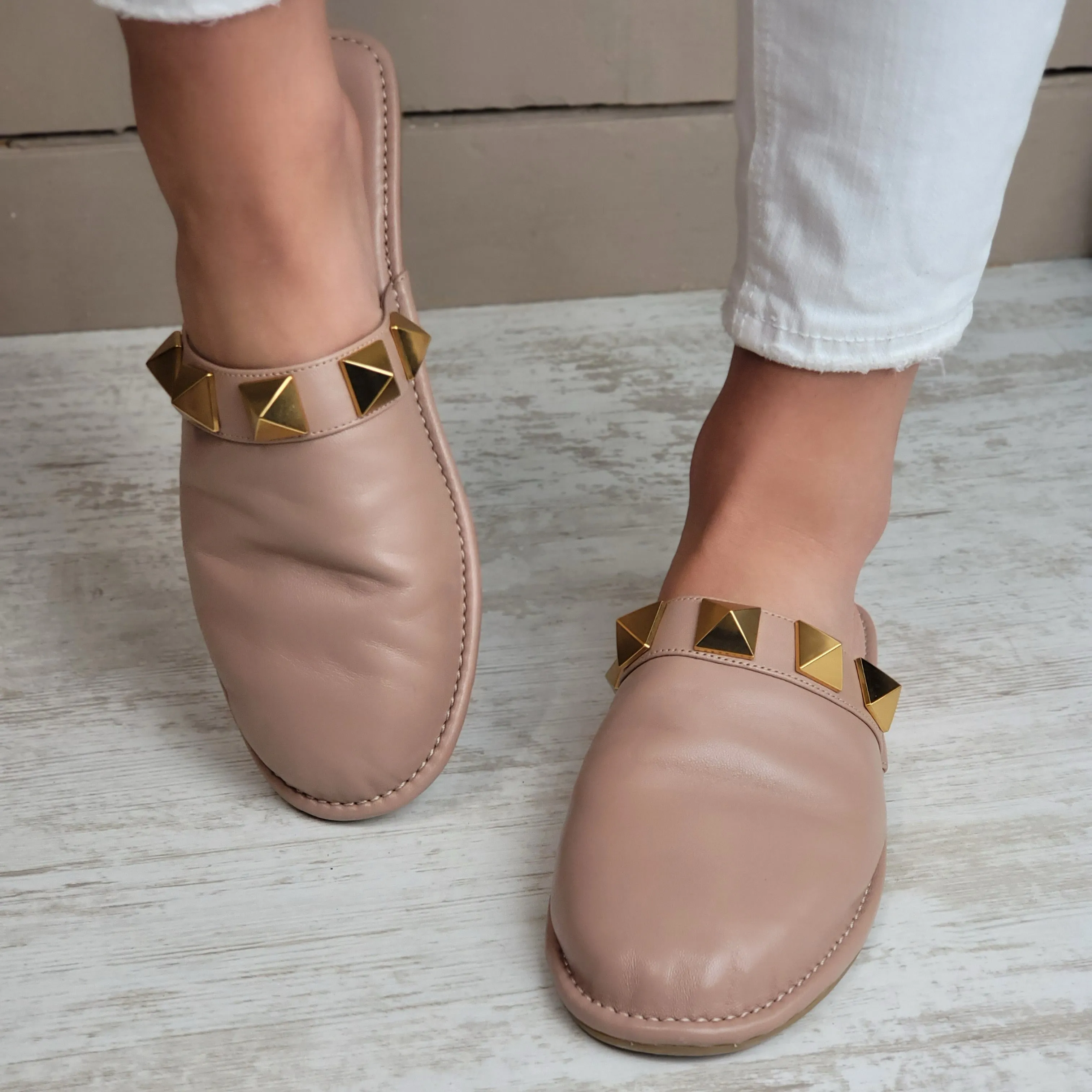 VALENTINO GARAVANI ROMAN STUD MULES EU 38/ UK 5