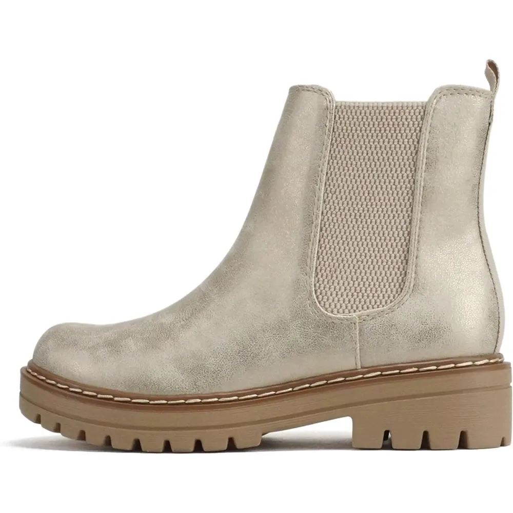 Versatile Comfy Chelsea Boots